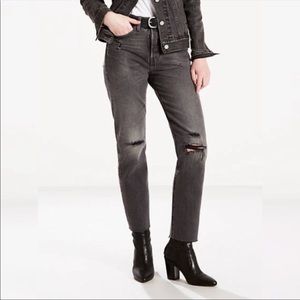 NWT Levi’s Wedgie High Rise Selvedge Jeans